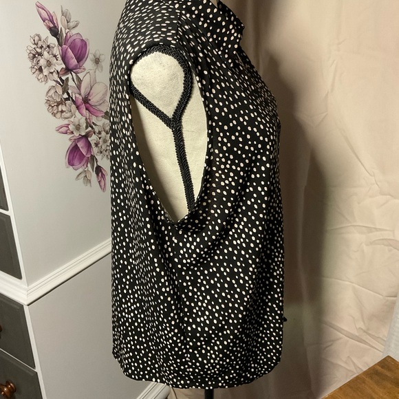Adrianna Papell Ladies Sleeveless Blouse Large - Picture 5 of 10